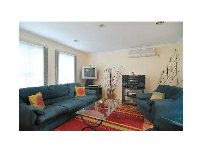 1 Karkalla Place, Hampton Park VIC 3976