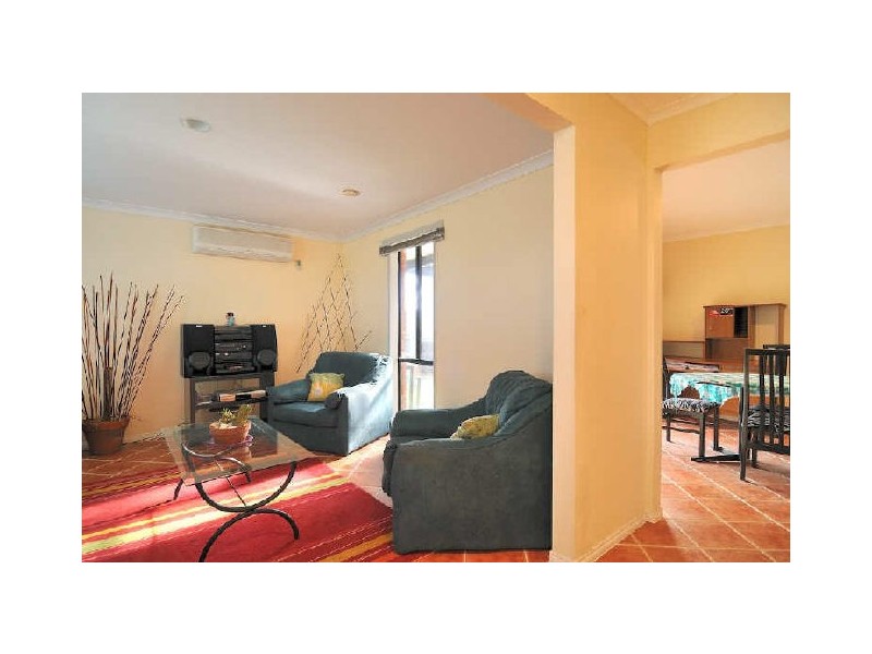 1 Karkalla Place, Hampton Park VIC 3976