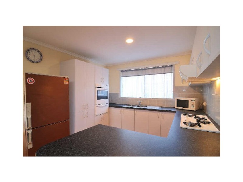 1 Karkalla Place, Hampton Park VIC 3976