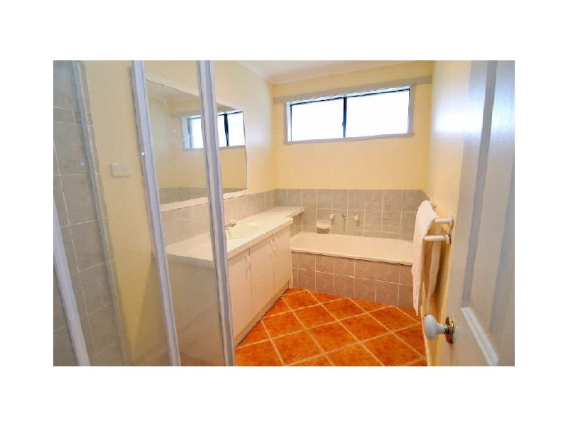 1 Karkalla Place, Hampton Park VIC 3976