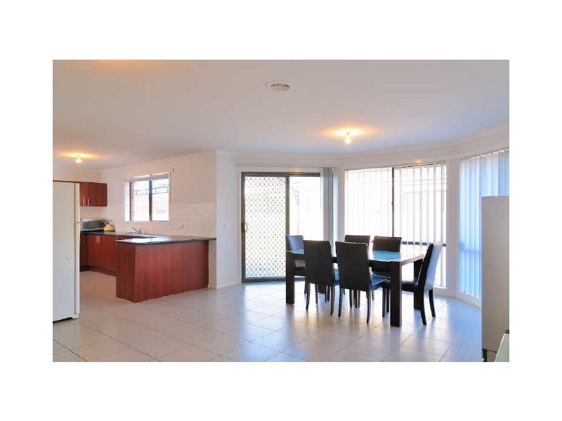 5 Ingel Place, Hampton Park VIC 3976