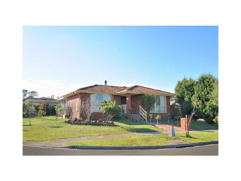 113 Warana Drive, Hampton Park VIC 3976