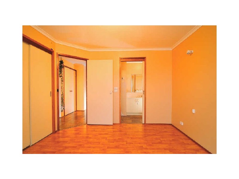 113 Warana Drive, Hampton Park VIC 3976