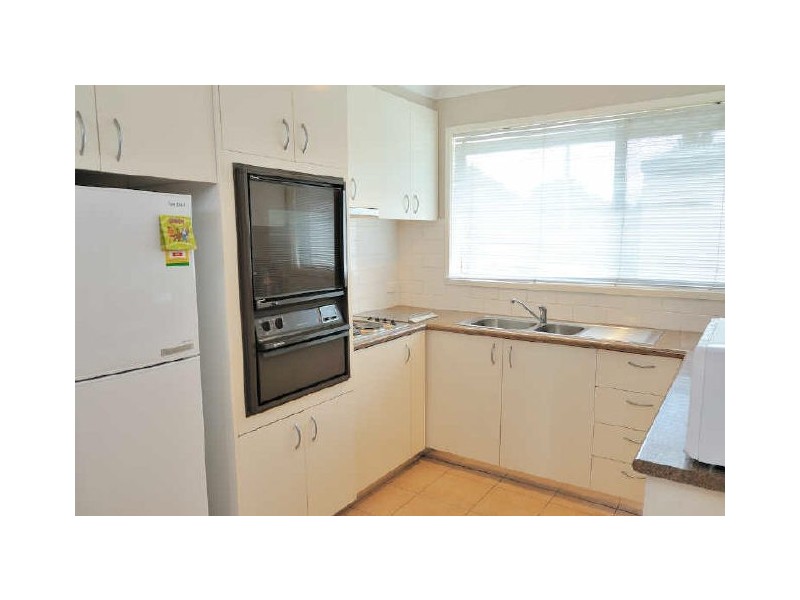 14 Somerville Road, Hampton Park VIC 3976