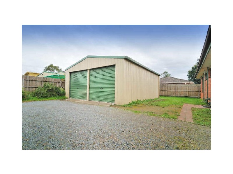14 Somerville Road, Hampton Park VIC 3976