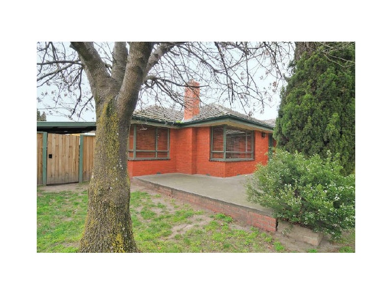 14 Somerville Road, Hampton Park VIC 3976