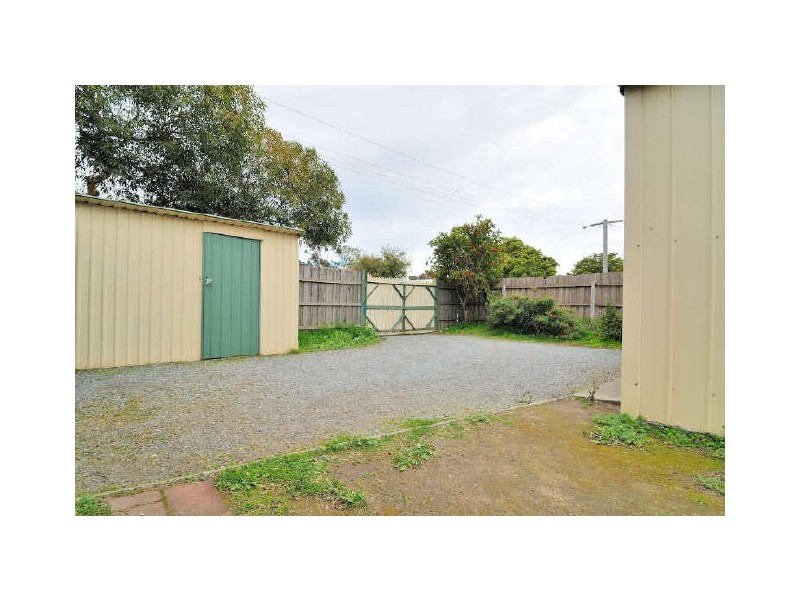 14 Somerville Road, Hampton Park VIC 3976