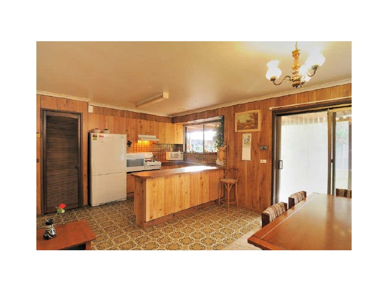 11 Kathleen Court, Hampton Park VIC 3976