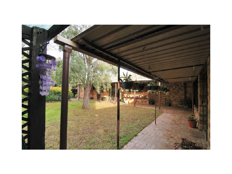 11 Kathleen Court, Hampton Park VIC 3976