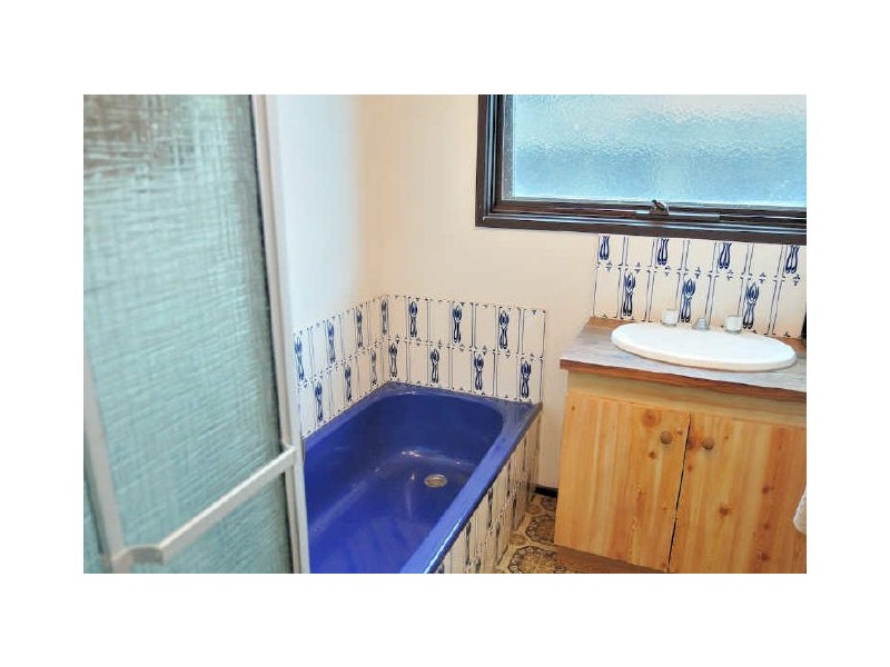 11 Kathleen Court, Hampton Park VIC 3976