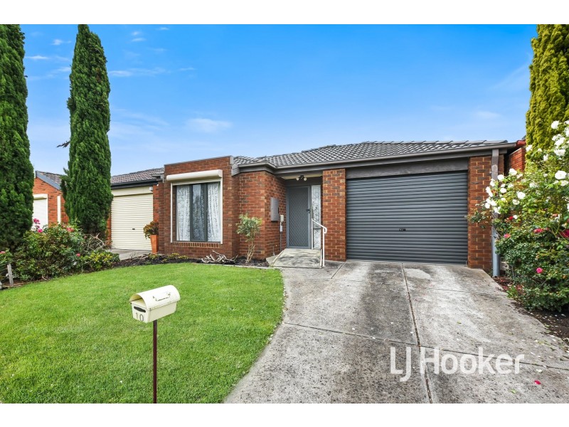 10 Providence Drive, Cranbourne West VIC 3977