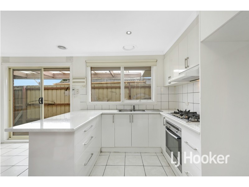 50 Millswyn Avenue, Hampton Park VIC 3976