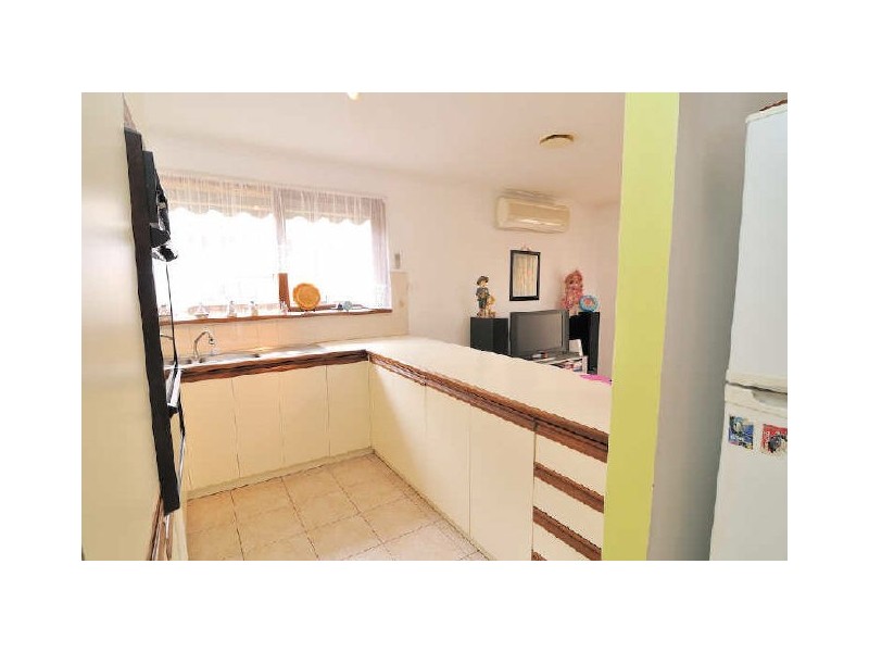 13 Edeys Run, Hampton Park VIC 3976