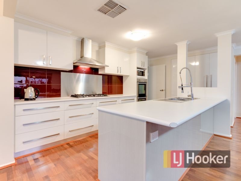 13 Keller Court, Hampton Park VIC 3976