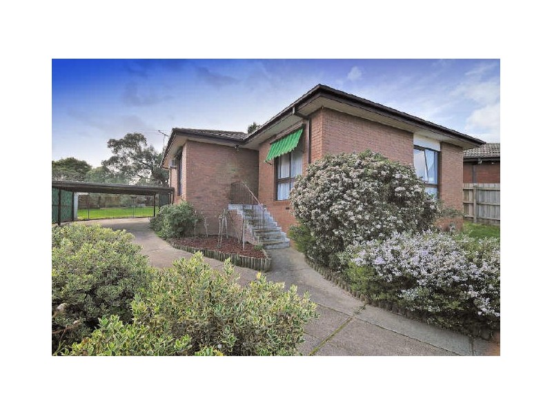 13 Barnsbury Court, Hampton Park VIC 3976