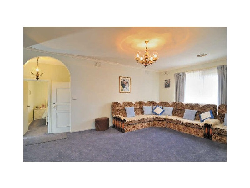 13 Barnsbury Court, Hampton Park VIC 3976