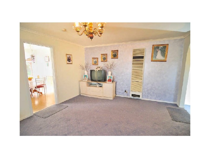 13 Barnsbury Court, Hampton Park VIC 3976