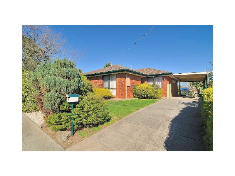 14 Geraldine Drive, Hampton Park VIC 3976