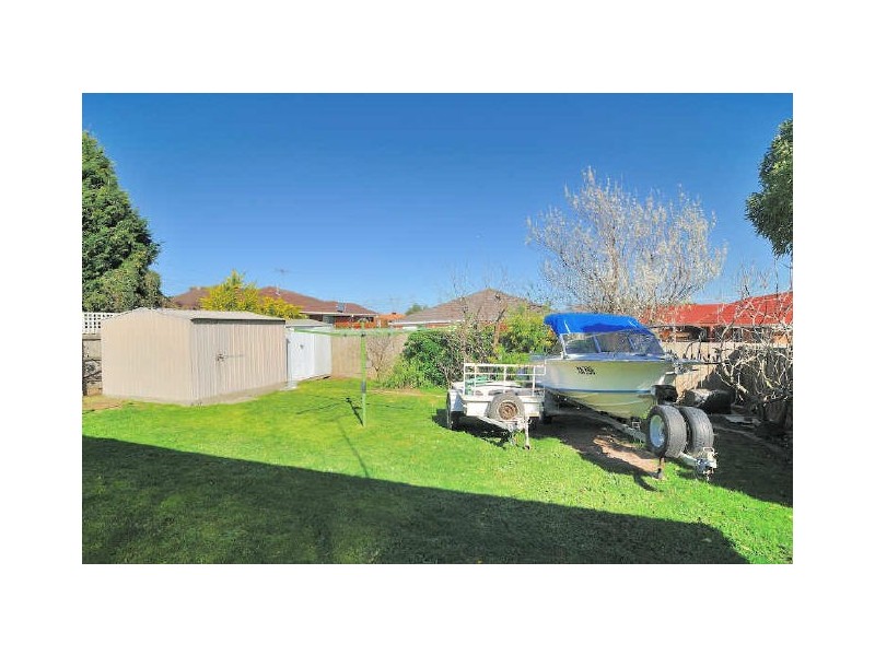 14 Geraldine Drive, Hampton Park VIC 3976