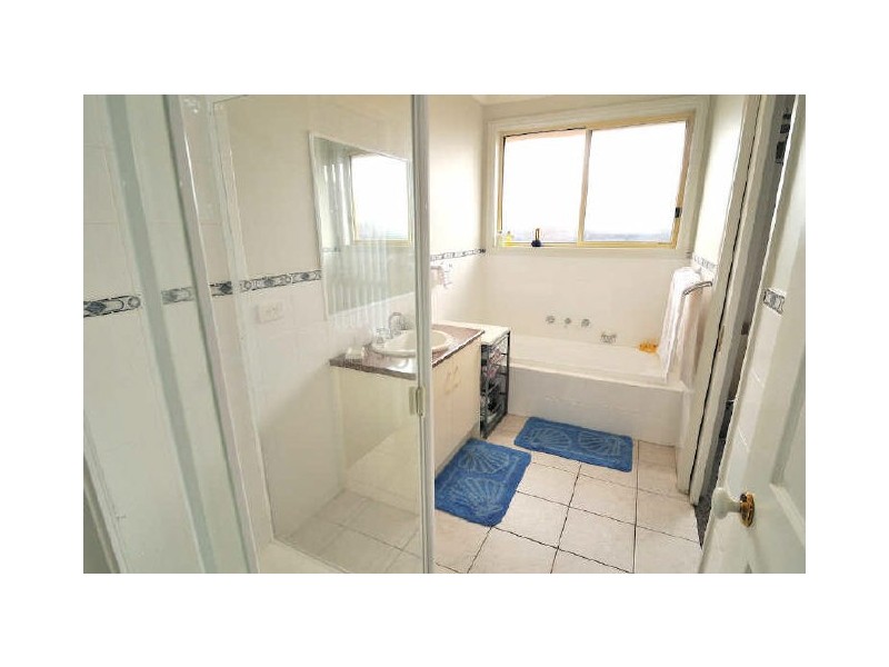 5/70-74 Robjant Street, Hampton Park VIC 3976