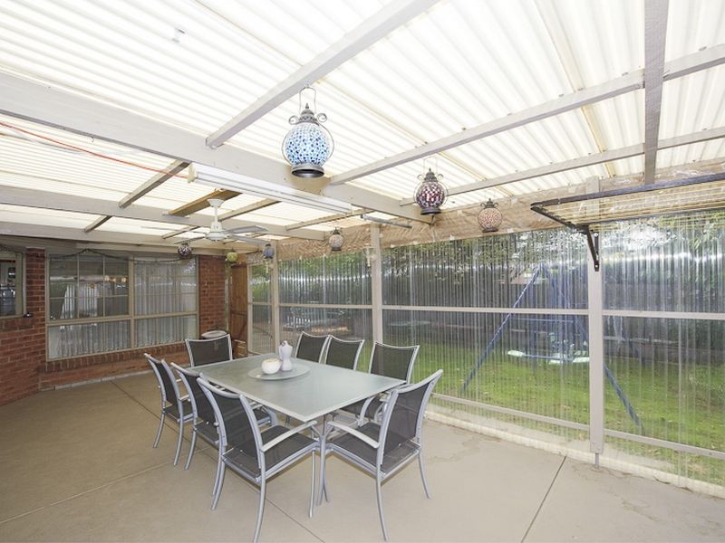 118 Warana Drive, Hampton Park VIC 3976