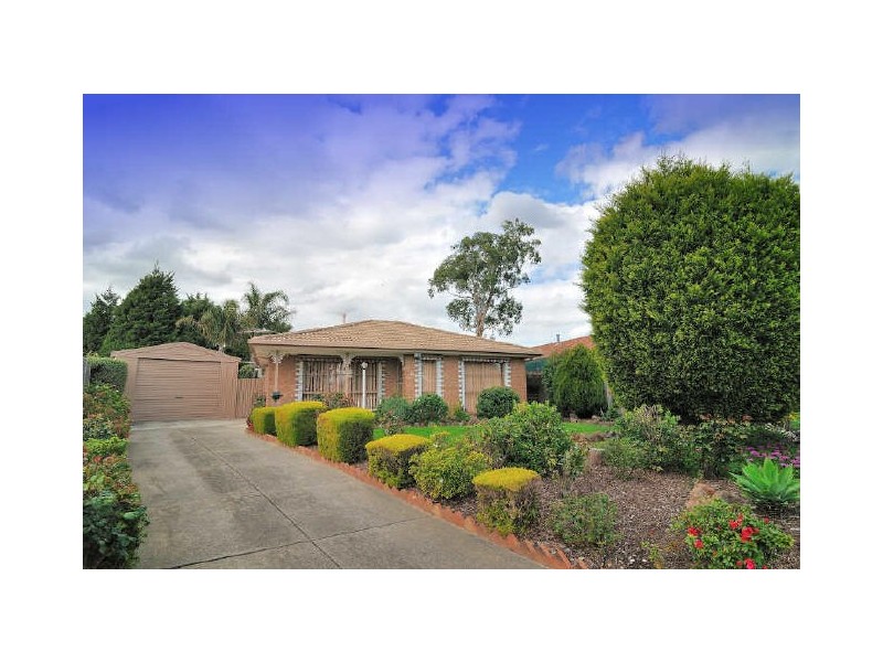 10 Alaster Court, Hampton Park VIC 3976