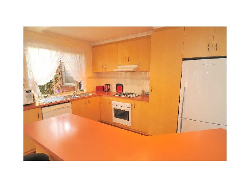 16 Summit Court, Hampton Park VIC 3976