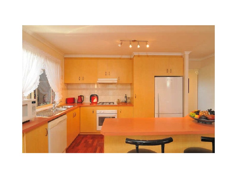 16 Summit Court, Hampton Park VIC 3976