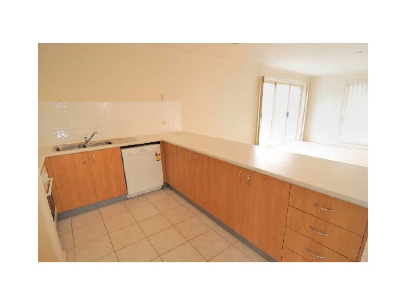 18/4 Paydon Way, Hampton Park VIC 3976