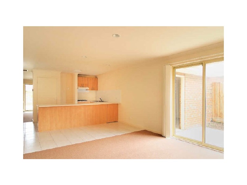 18/4 Paydon Way, Hampton Park VIC 3976