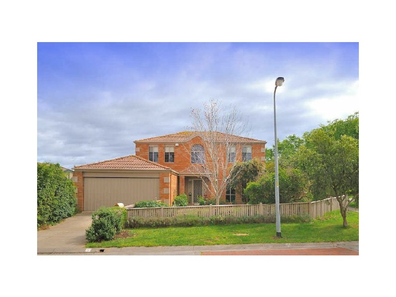 18 Pelican Court, Narre Warren South VIC 3805