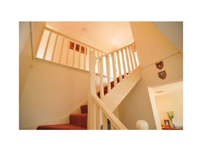 18 Pelican Court, Narre Warren South VIC 3805