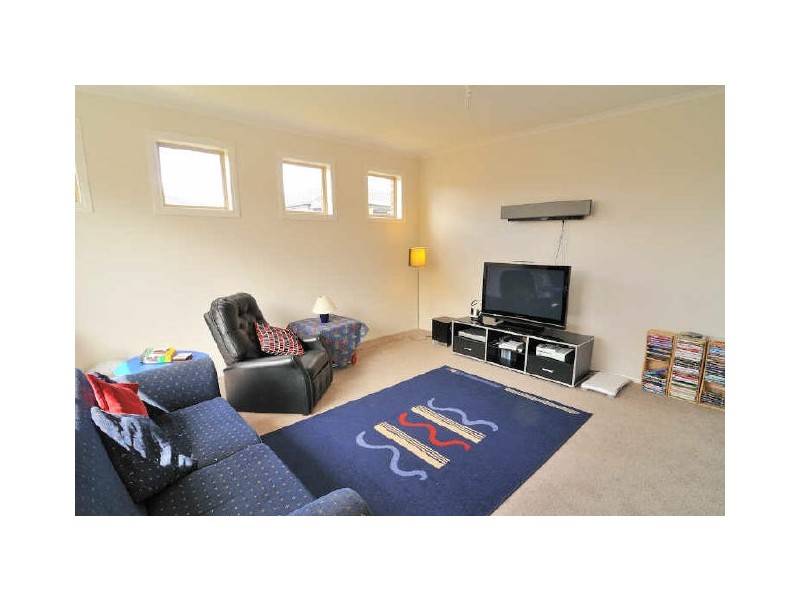 11 Desert Rose Court, Cranbourne VIC 3977