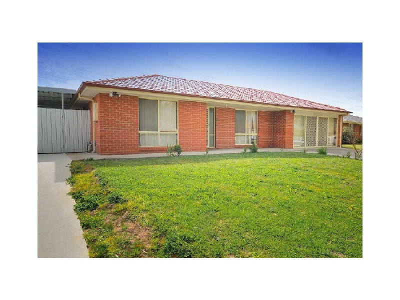 16 Springvalley Way, Narre Warren South VIC 3805