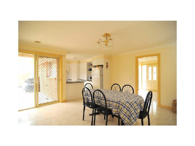 16 Springvalley Way, Narre Warren South VIC 3805