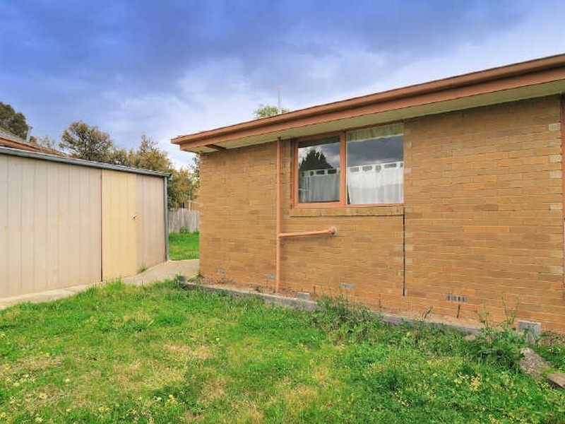 6 Willow Drive, Hampton Park VIC 3976