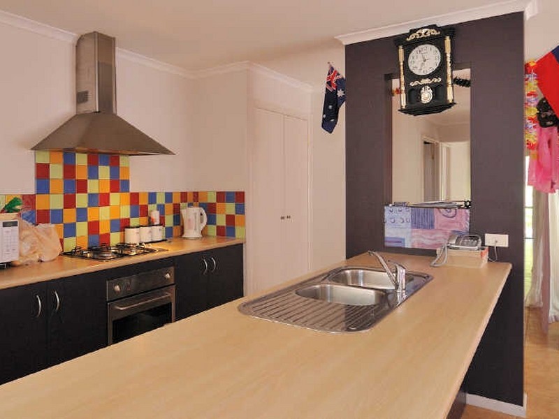 10 Gabrielle Court, Hampton Park VIC 3976