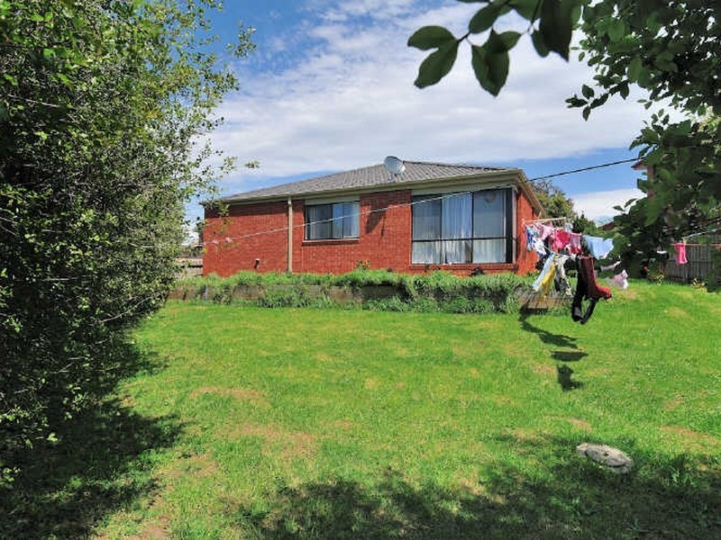 10 Gabrielle Court, Hampton Park VIC 3976