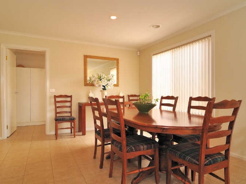 7 Oakford Rise, Hampton Park VIC 3976