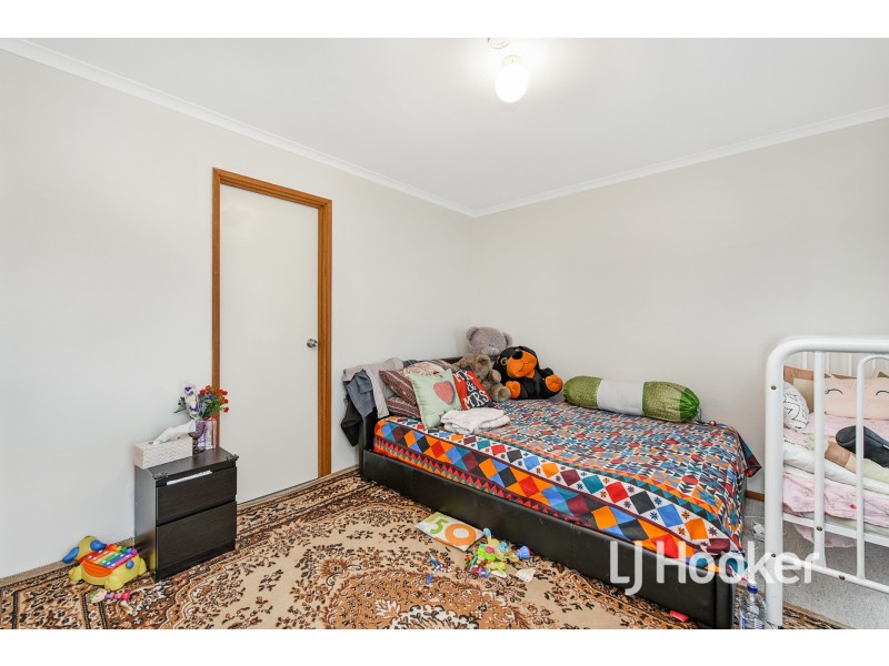 27 Strong Drive, Hampton Park VIC 3976