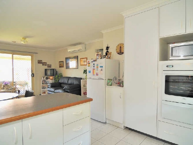 2 Viewside Way, Hampton Park VIC 3976