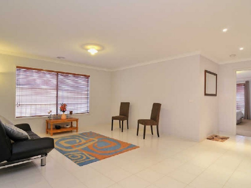 18 Tetrabine Way, Lyndhurst VIC 3975