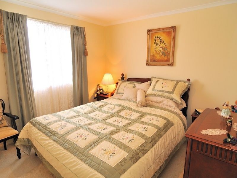 32 Geraldine Drive, Hampton Park VIC 3976