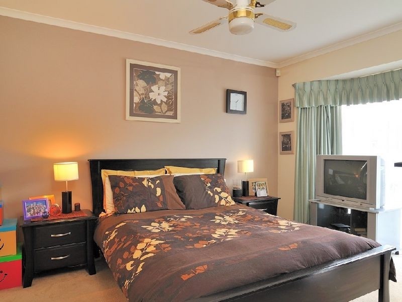 2 Princess Maria Place, Hampton Park VIC 3976