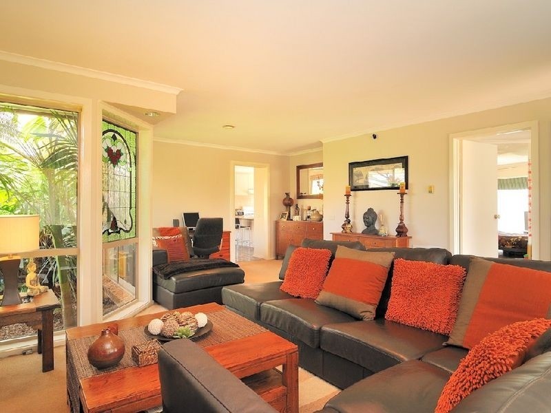 2 Princess Maria Place, Hampton Park VIC 3976