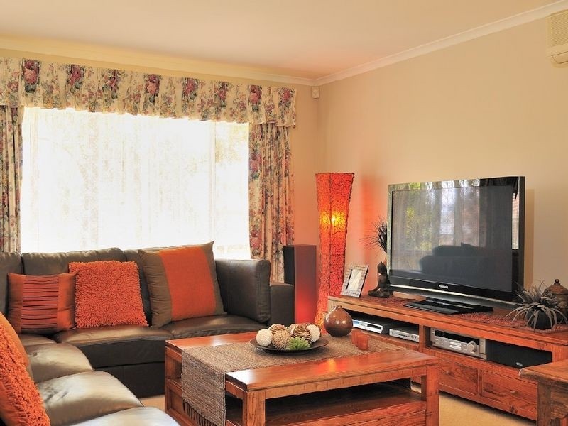 2 Princess Maria Place, Hampton Park VIC 3976