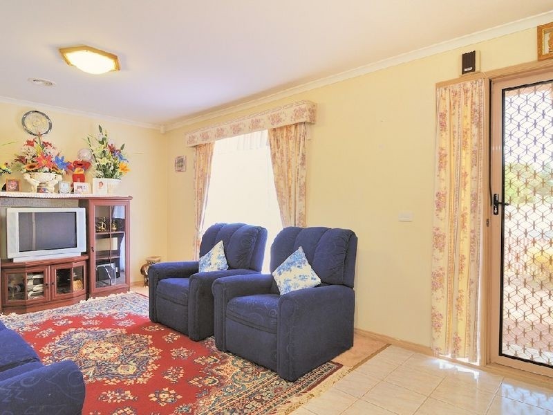 6 Yasmin Court, Hampton Park VIC 3976