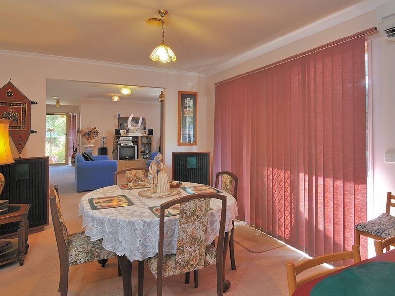 11 Mahogany Close, Hampton Park VIC 3976