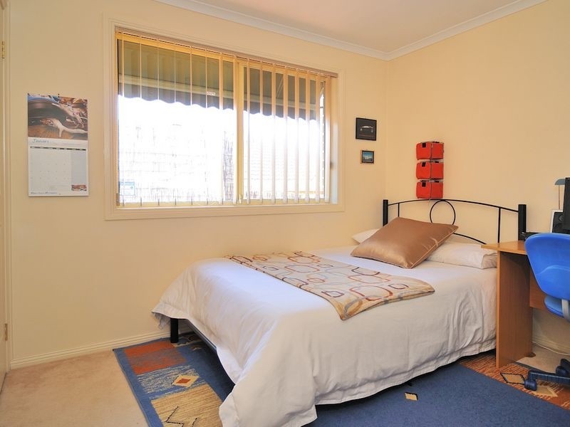 83 Bemersyde Drive, Berwick VIC 3806