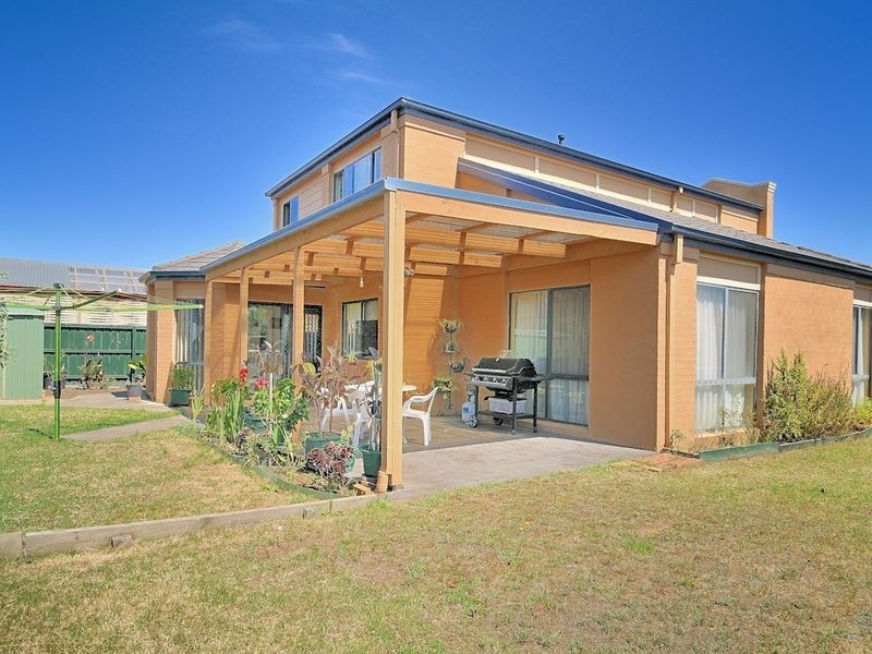 3 Rich Walk, Narre Warren South VIC 3805